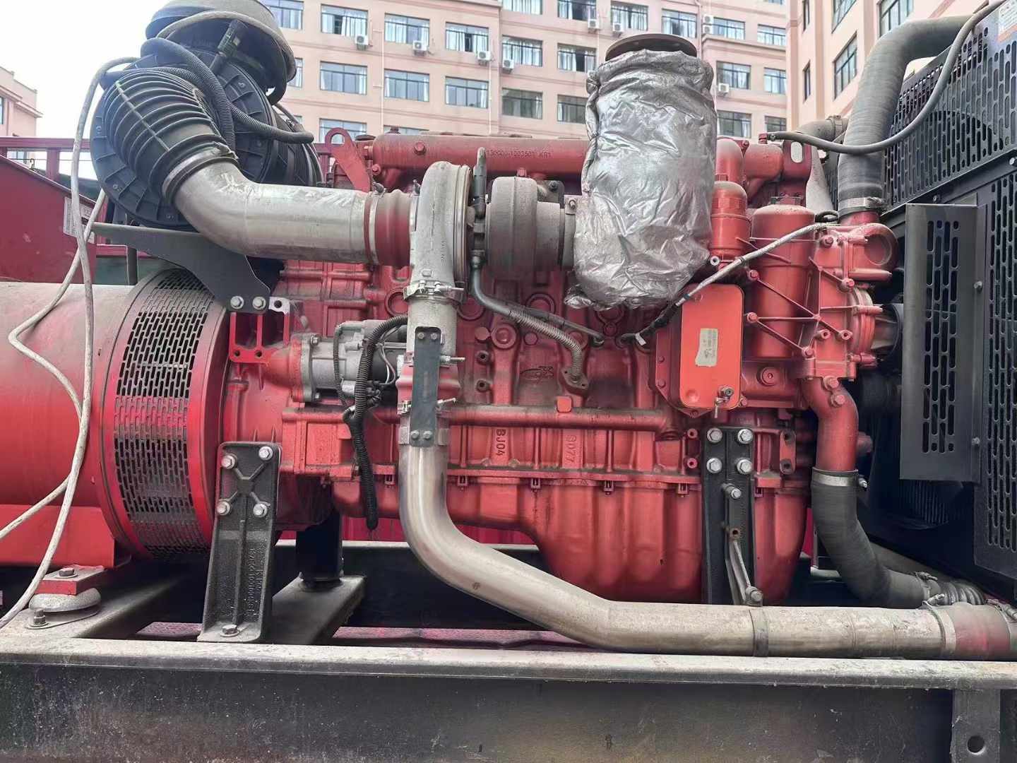 红坪镇如何选择适合 600kW 柴油发电机组的过载保护器？