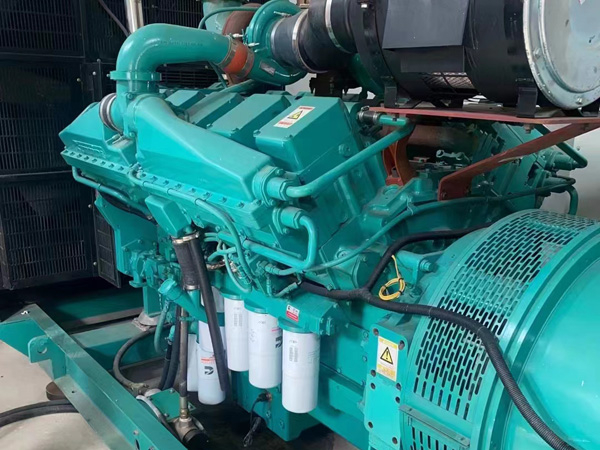 红坪镇更换100kW柴油发电机组机油时，需要注意哪些事项？